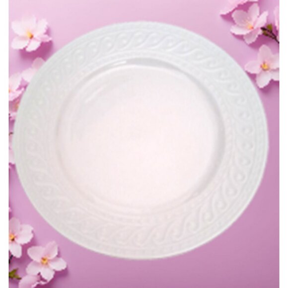 2 Pfaltzgraff Sylvia White Dinner Plates 10 1/2 " - Picture 3 of 5